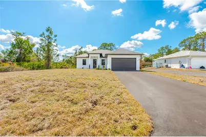 2774 56th Ave NE, Naples, FL 34120 - Photo 2