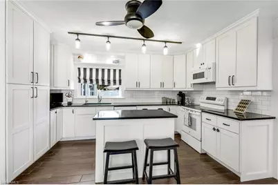 1321 Donna Dr, Fort Myers, FL 33919 - Photo 12