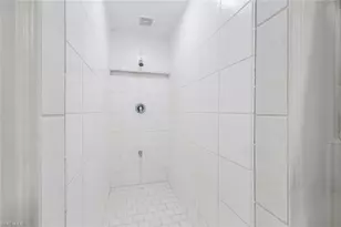 1321 Donna Dr, Fort Myers, FL 33919 - Photo 20