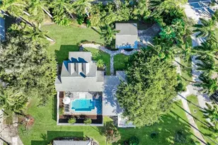 1321 Donna Dr, Fort Myers, FL 33919 - Photo 44