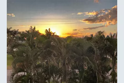 1927 SW 31st Ter, Cape Coral, FL 33914 - Photo 10