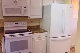 290 Naples Cove Dr, Naples, FL 34110 - Photo 6