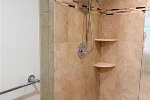 290 Naples Cove Dr, Naples, FL 34110 - Photo 18