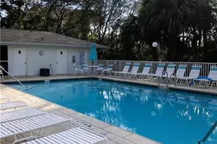 290 Naples Cove Dr, Naples, FL 34110 - Photo 4