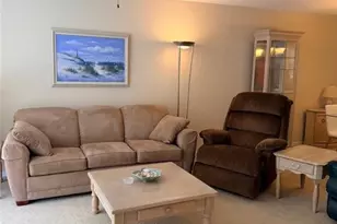 290 Naples Cove Dr, Naples, FL 34110 - Photo 10