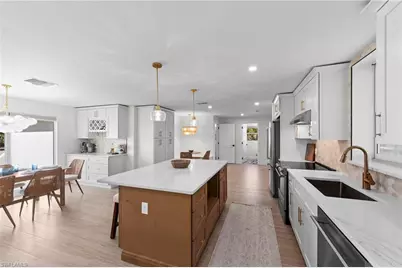 548 Boulder Dr, Sanibel, FL 33957 - Photo 18