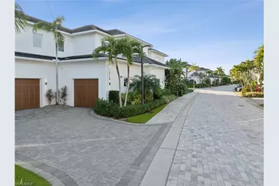 9214 Mercato Way, Naples, FL 34108 - Photo 36