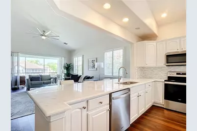 4752 Stratford Ct #1404, Naples, FL 34105 - Photo 14