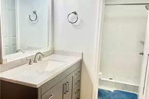 3011 Sandpiper Bay Cir, Naples, FL 34112 - Photo 10