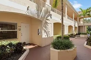 1096 Woodshire Ln, Naples, FL 34105 - Photo 12