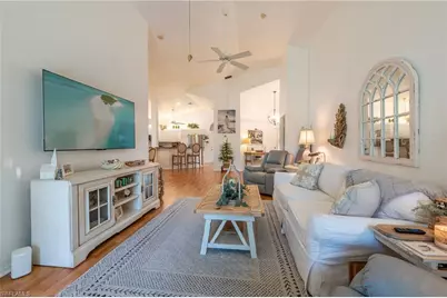 129 Sabal Lake Dr, Naples, FL 34104 - Photo 6