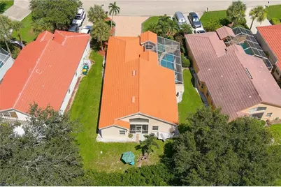 129 Sabal Lake Dr, Naples, FL 34104 - Photo 28