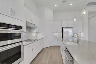 17203 Ashcomb Wy, Estero, FL 33928 - Photo 10