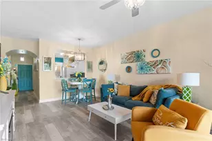 2815 Cypress Trace Cir, Naples, FL 34119 - Photo 6