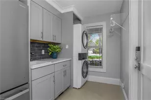 720 Shadow Lake Ln, Naples, FL 34108 - Photo 38