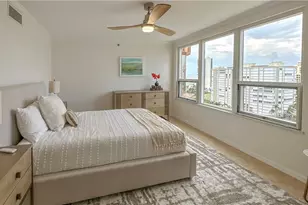 4251 Gulf Shore Blvd N, Naples, FL 34103 - Photo 26