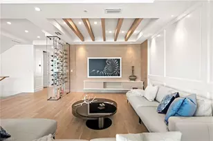 1530 5th Ave S, Naples, FL 34102 - Photo 6