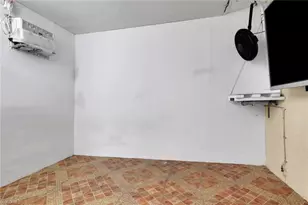 2850 50th Terrace SW, Naples, FL 34116 - Photo 24