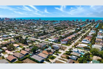 612 110th Ave N, Naples, FL 34108 - Photo 32