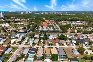 612 110th Ave N, Naples, FL 34108 - Photo 30