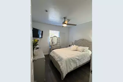 1805 NW 17th Ter, Cape Coral, FL 33993 - Photo 8