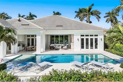 730 Harbour Dr, Naples, FL 34103 - Photo 2
