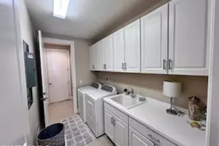 2547 Marquesa Royale Ln, Naples, FL 34109 - Photo 28