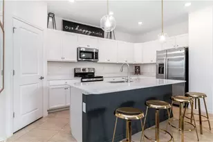 2425 Orchard St, Naples, FL 34120 - Photo 2