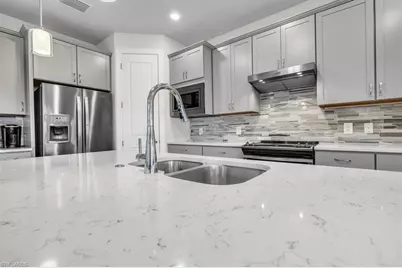 3032 Walnut Grove Ln, Alva, FL 33920 - Photo 10