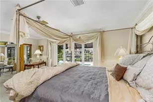 950 Galleon Dr, Naples, FL 34102 - Photo 22