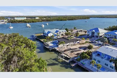 265 Tropical Shores Way, Fort Myers Beach, FL 33931 - Photo 6