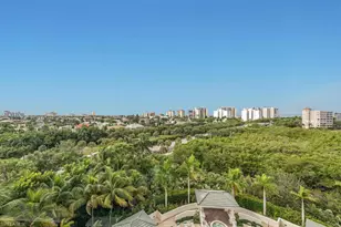 300 Dunes Blvd, Naples, FL 34110 - Photo 12