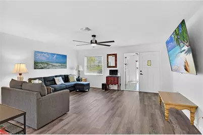 1305 SE 29th Ter, Cape Coral, FL 33904 - Photo 8