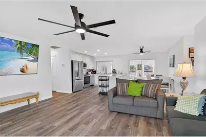 1305 SE 29th Ter, Cape Coral, FL 33904 - Photo 6