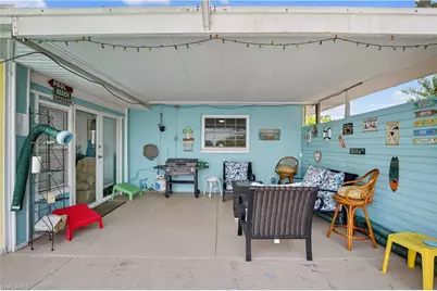 1305 SE 29th Ter, Cape Coral, FL 33904 - Photo 40