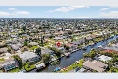 1305 SE 29th Ter, Cape Coral, FL 33904 - Photo 48