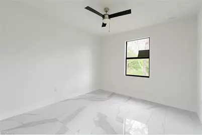 448 Rayneta St, Lehigh Acres, FL 33974 - Photo 12