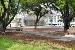 990 8th St S, Naples, FL 34102 - Photo 28