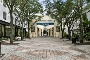 990 8th St S, Naples, FL 34102 - Photo 24