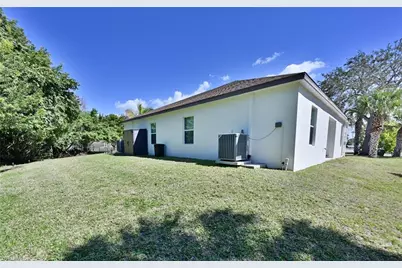 8510 Tamara Ct, Bonita Springs, FL 34135 - Photo 28