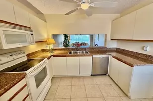 5912 Cranbrook Way, Naples, FL 34112 - Photo 4