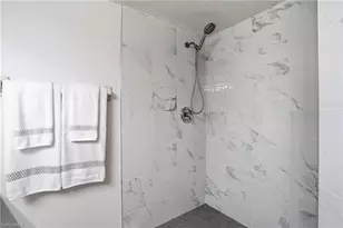 9856 Luna Cir, Naples, FL 34109 - Photo 22