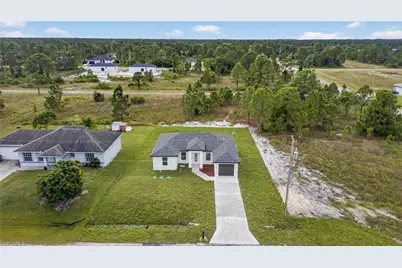 1108 Eauclaire St E, Lehigh Acres, FL 33974 - Photo 26