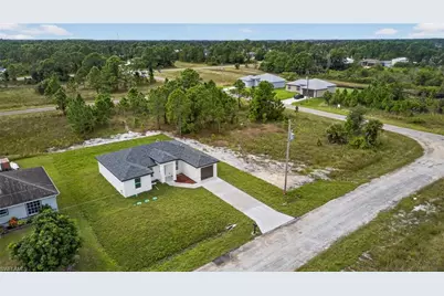 1108 Eauclaire St E, Lehigh Acres, FL 33974 - Photo 28