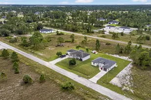 1108 Eauclaire St E, Lehigh Acres, FL 33974 - Photo 32