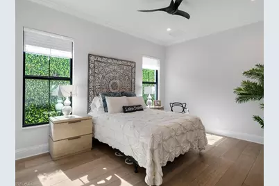 695 Wedge Dr, Naples, FL 34103 - Photo 18