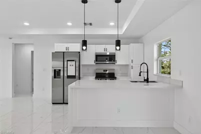 366 Butler Ave S, Lehigh Acres, FL 33974 - Photo 8