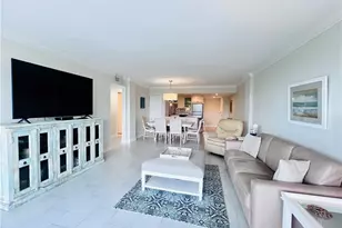 5 Bluebill Ave, Naples, FL 34108 - Photo 12