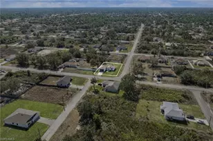 2621 59th St W, Lehigh Acres, FL 33971 - Photo 32