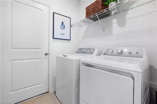 19566 Fairhill Ct, Lehigh Acres, FL 33936 - Photo 28